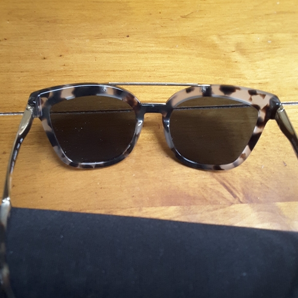 Dolce & Gabbana Sunglasses!! EUC!! - Picture 2 of 5